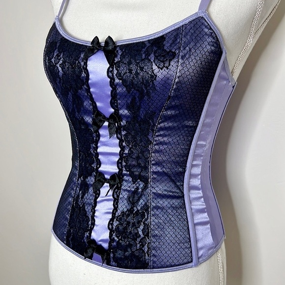 Y2K Victoria’s Secret Lavender Bustier Corset - Picture 2 of 6